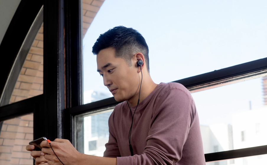 JBL Quantum 50 インラインボイスフォーカスマイク - Image