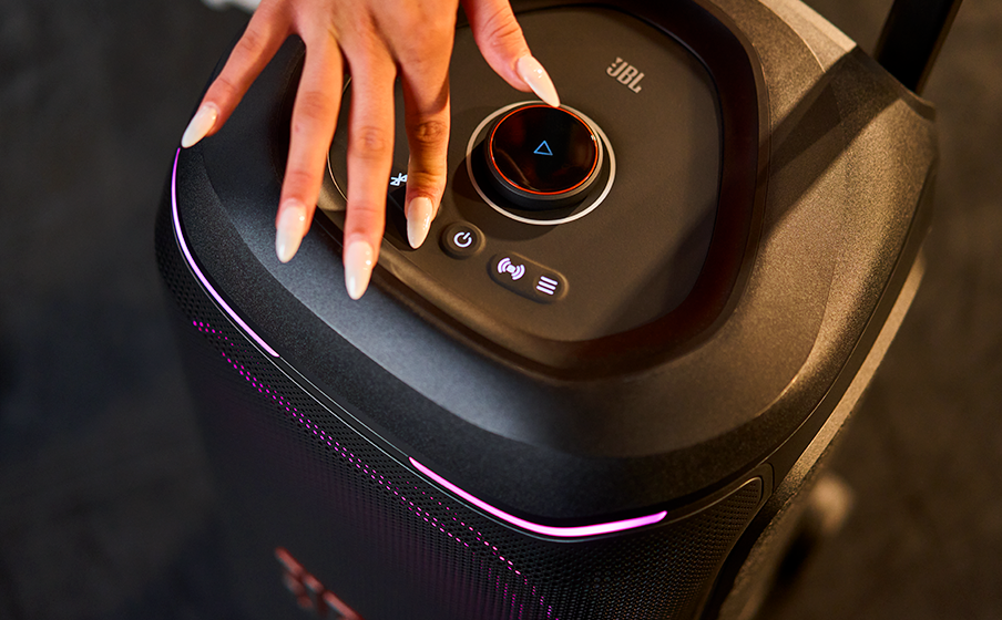 JBL PartyBox 330 | ポータブルパーティスピーカー