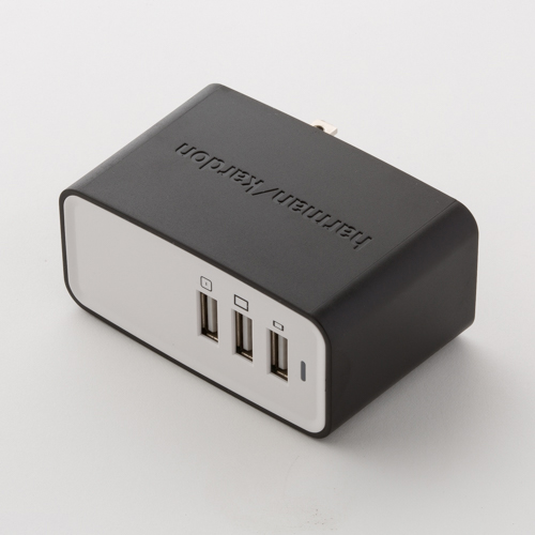 Harman Kardon ESQUIRE 3-Port USB AC power adapter - White - Detailshot 1 image number null