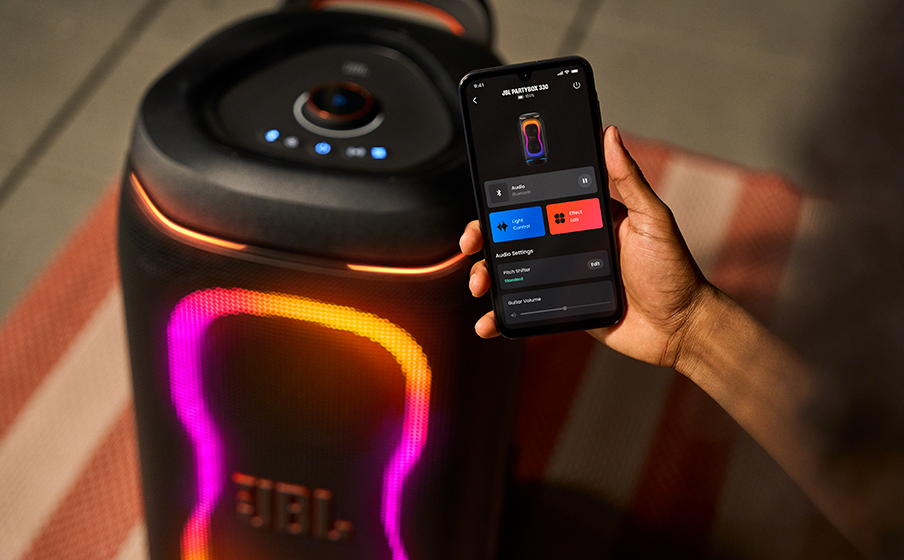 JBL PartyBox 330 | ポータブルパーティスピーカー