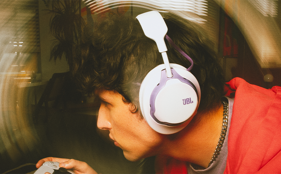 JBL Quantum 650 | オーバーイヤーゲーミングヘッドセット